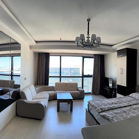 Angel Apartment In Porta Batumi Luaran gambar
