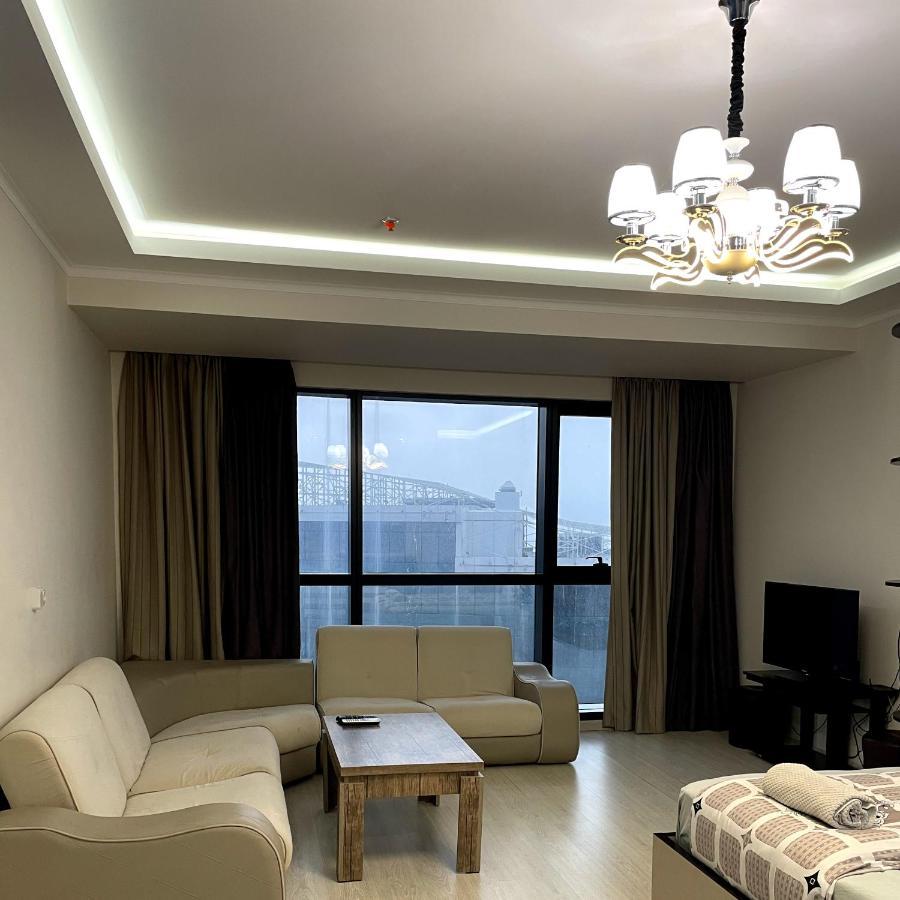Angel Apartment In Porta Batumi Luaran gambar