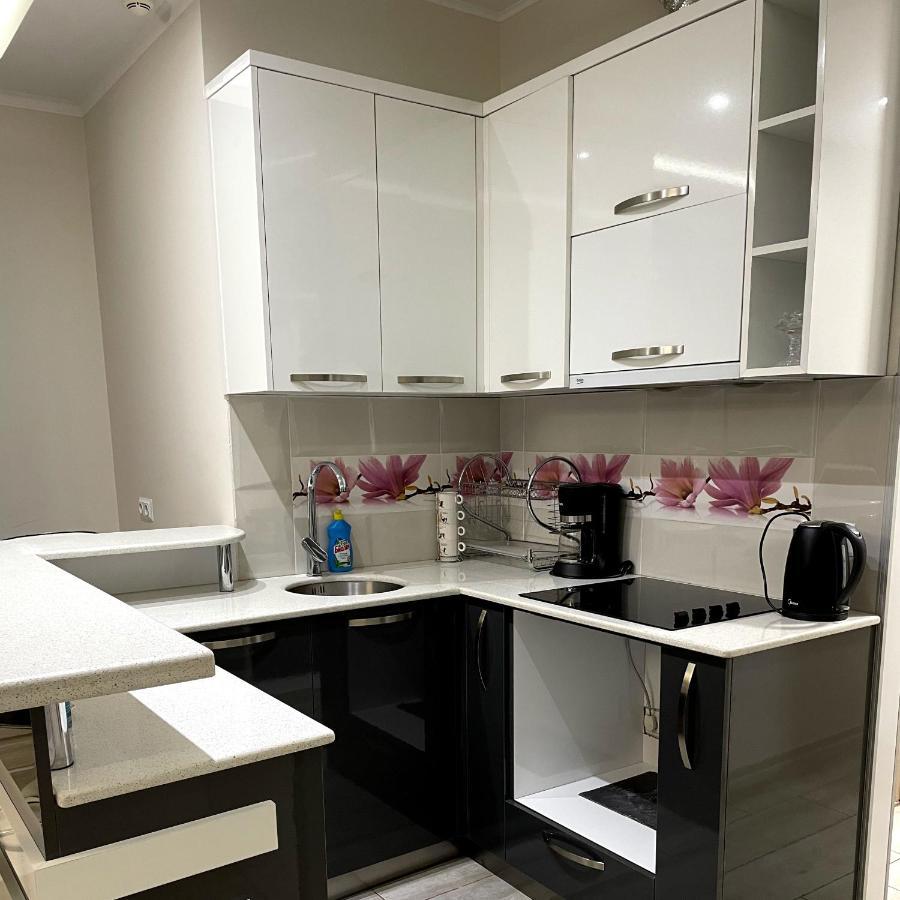 Angel Apartment In Porta Batumi Luaran gambar