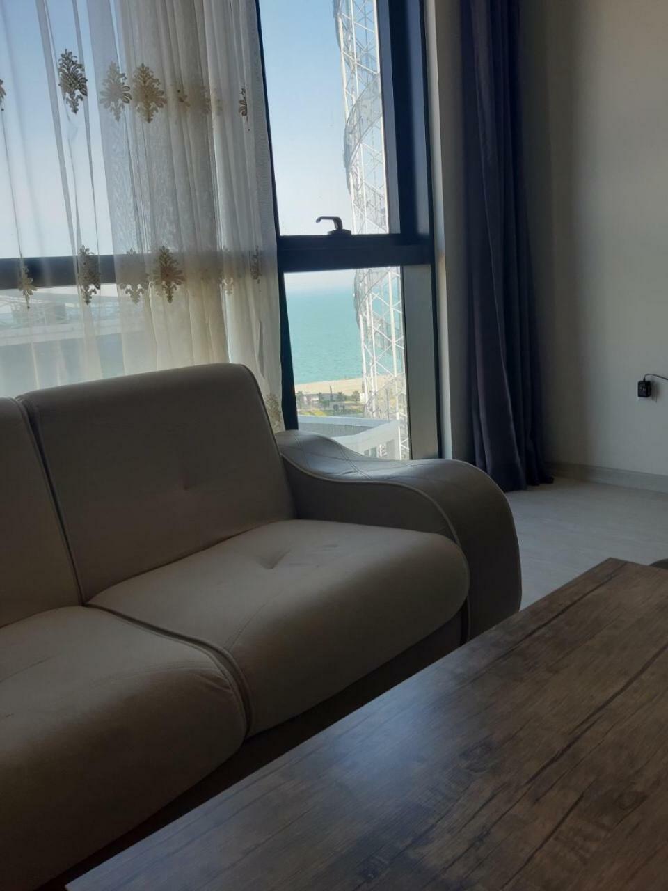 Angel Apartment In Porta Batumi Luaran gambar